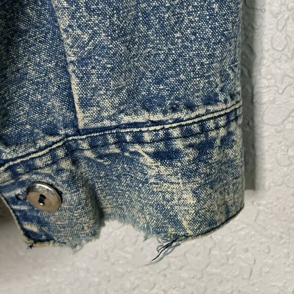 Vtg 90s Women’s Western Button Up Shirt Embroidered Chambray Size 2X Distressed - Picture 8 of 10